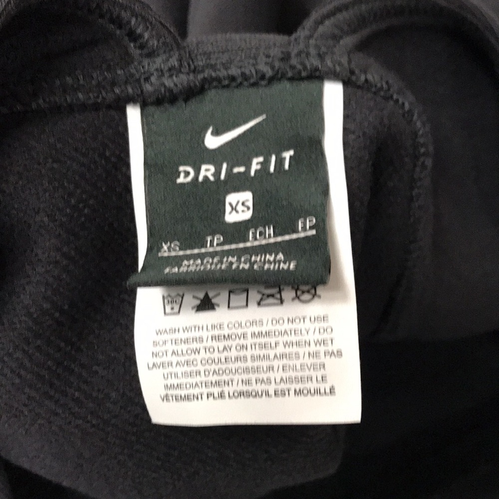 Nike Women’s Short Sleeve Training Top - Picture 6 of 6